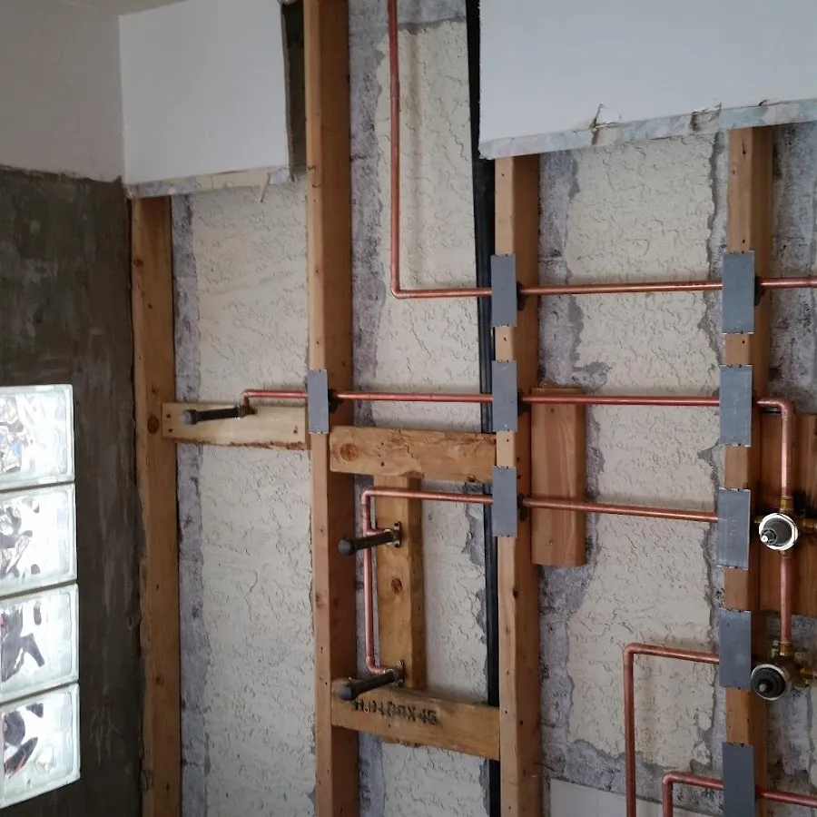 Copper pipe installation for Emergency Plumber in Ontario